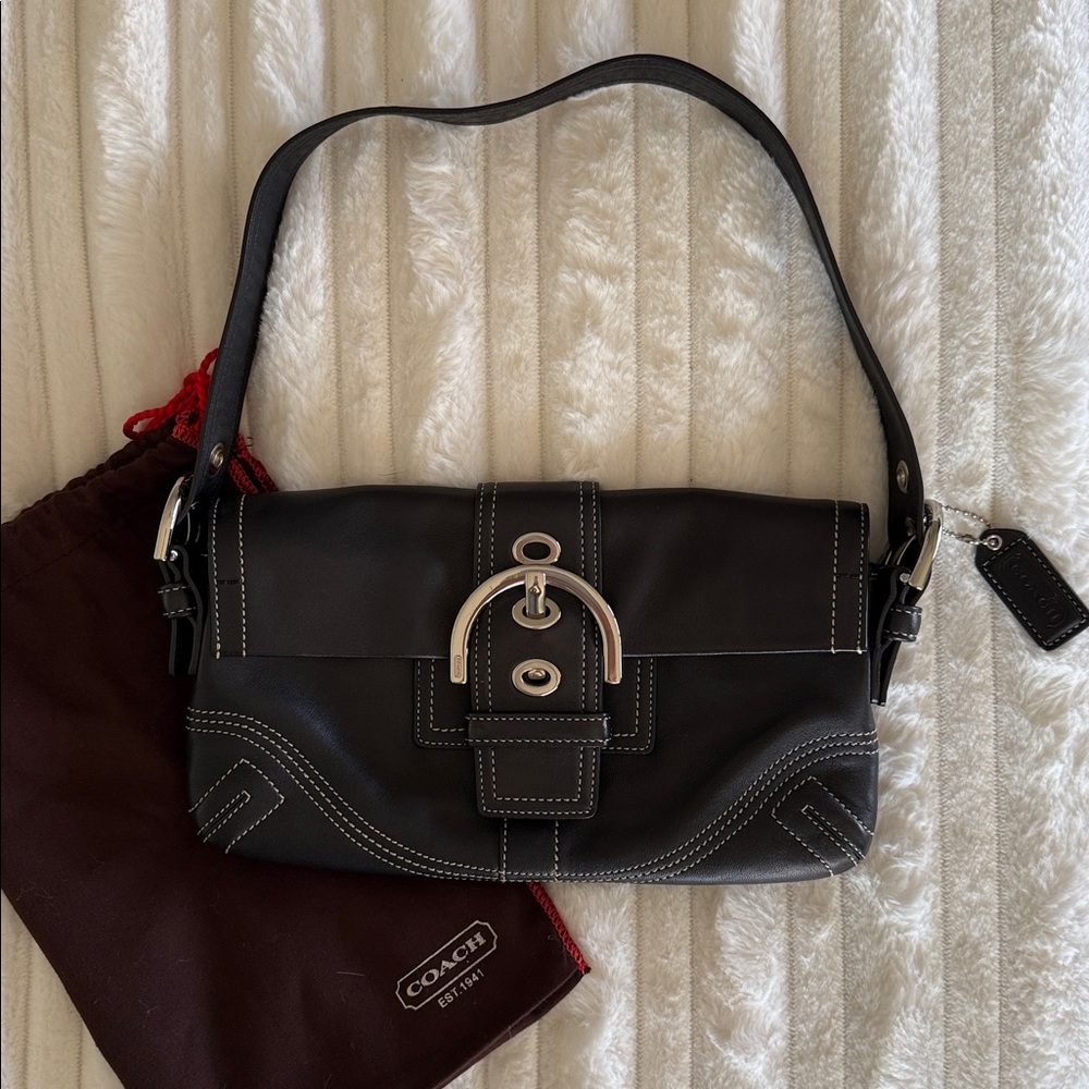 Coach Y2K 8A05 Black Bag Leather Soho Small Shoulder Purse Buckle Vintage